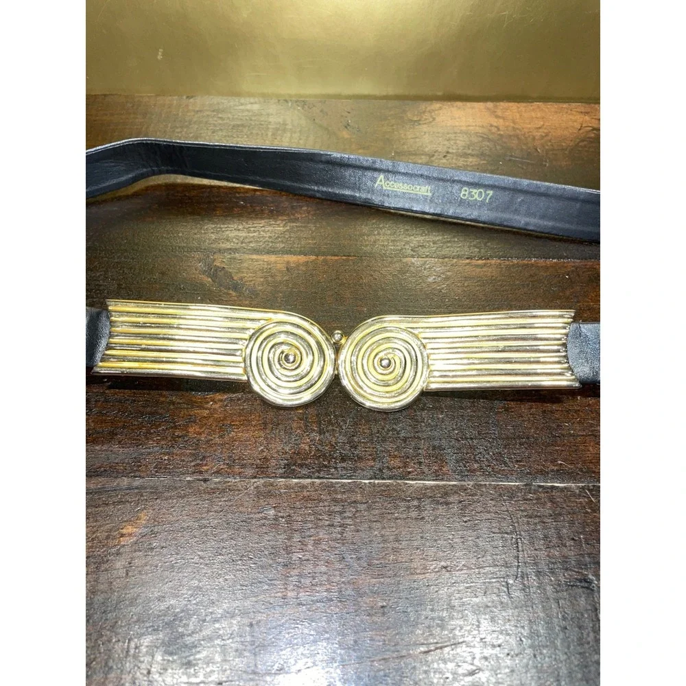 Accessocraft N.Y.C‎ Black Leather Gold Tone Swirl Buckle Belt 8307